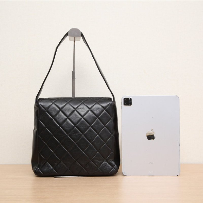 CHANEL 中古黑金羊Duma單肩包黑色4開肩背包-4