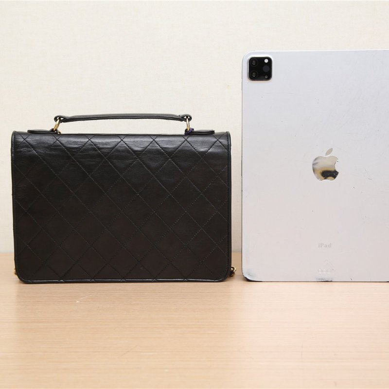 CHANEL 中古黑金羊銘牌公事包黑色1開肩背包-4