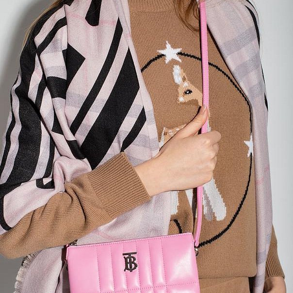 💎Han's house精品服飾💎 Burberry Lola TB 小羊皮 荔枝 小牛皮 肩背包 20x14x3cm-3