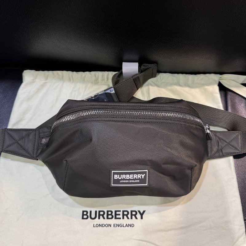 💎Han's house精品服飾💎burberry 尼龍 防水 腰包-0