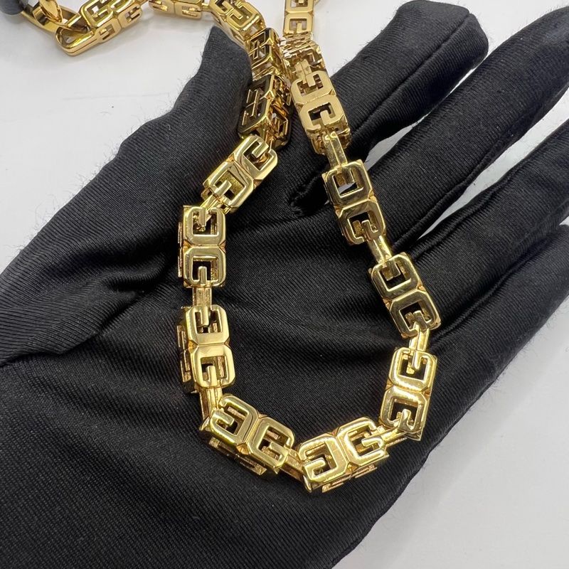 Givenchy 纪梵希单肩腋下包-11