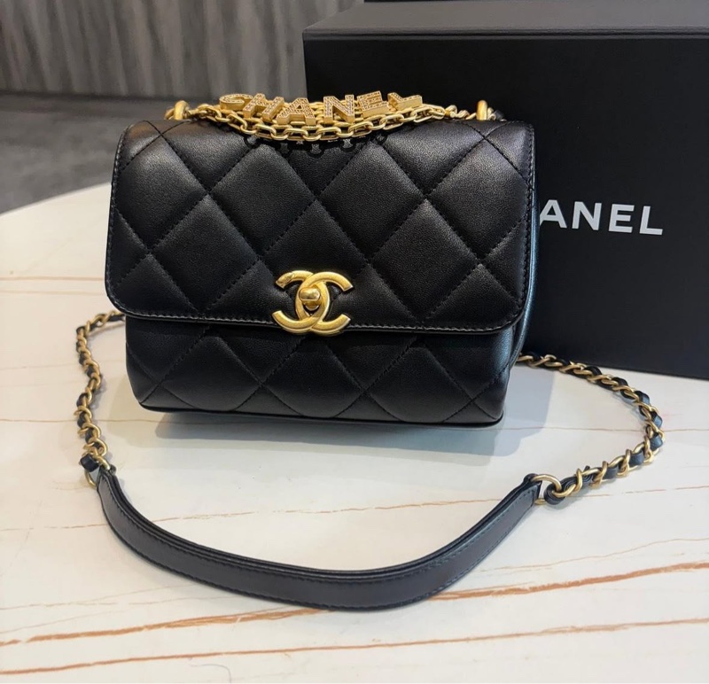 *SHIHNA名牌精品*Chanel 22s 黑色菱格紋鑽石手提蓋口 包-0
