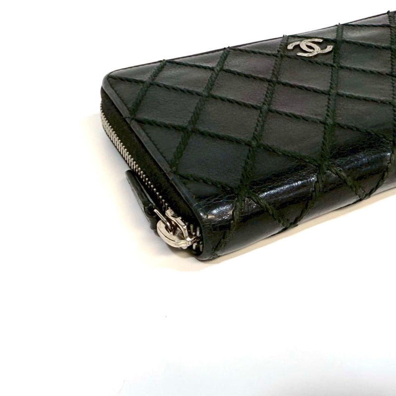 CHANEL黑銀牛皮粗縫線ㄇ拉長夾A80143-6