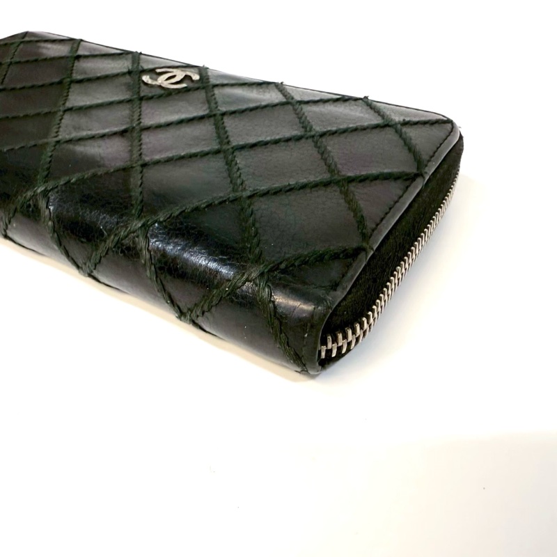 CHANEL黑銀牛皮粗縫線ㄇ拉長夾A80143-7