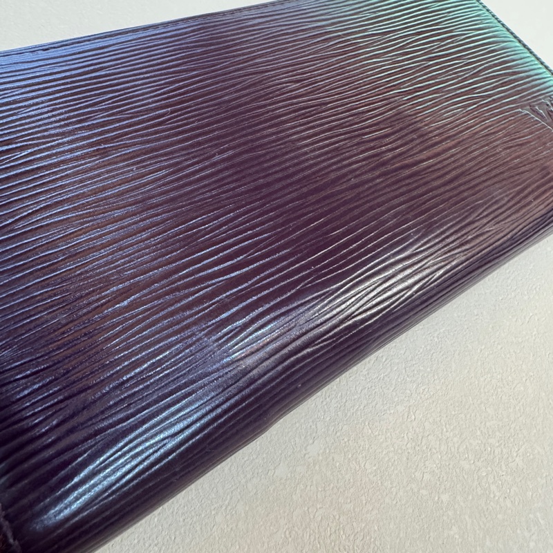 LV紫色EPI牛皮銀鍊ㄇ拉長夾M6007K-6