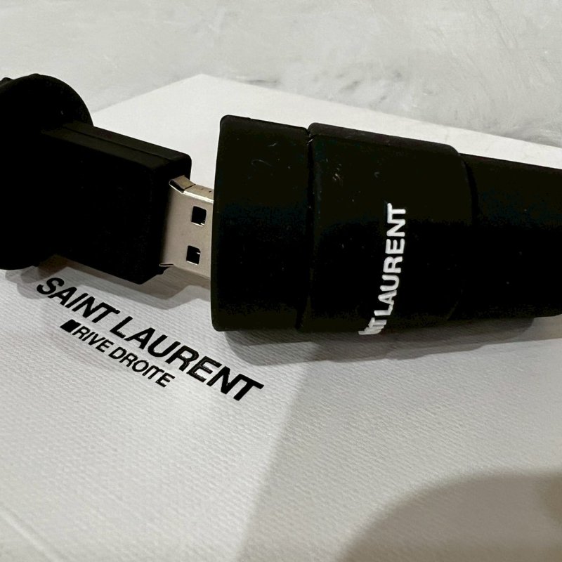 全新 聖羅蘭YSL Yves Saint Laurent USB 隨身碟15GB-2