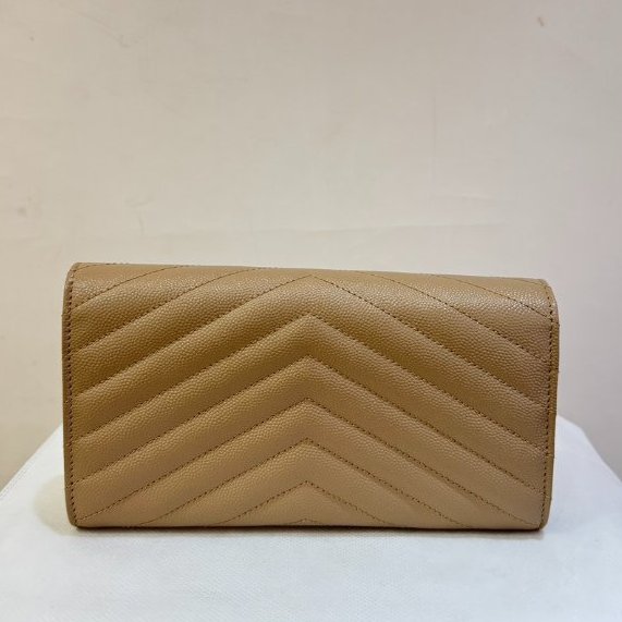 YSL奶茶金釦荔枝牛皮掀蓋長夾-1