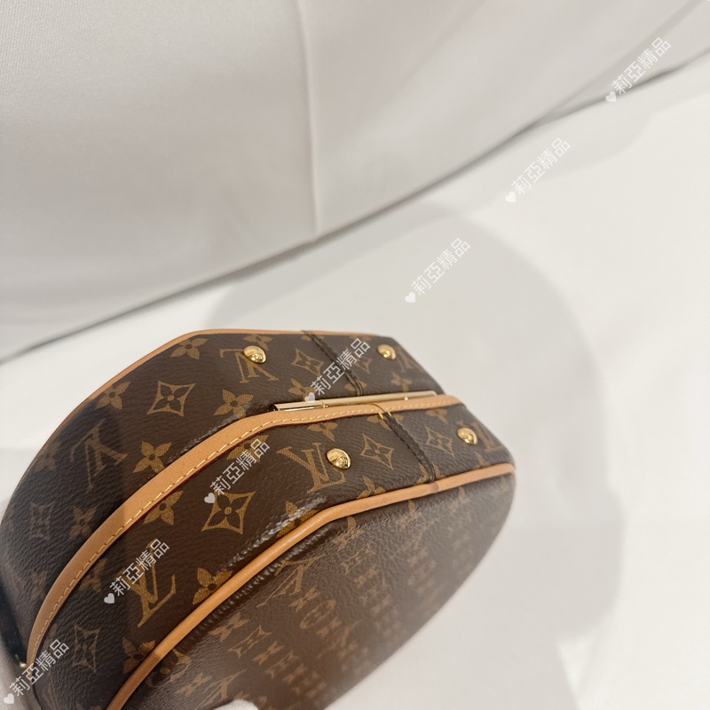 莉亞精品♡ LV 老花圓餅包 二手美包-8