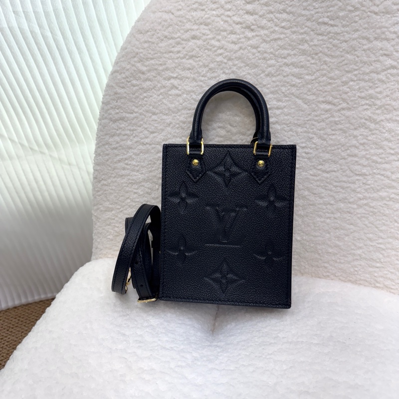 LV黑色牛皮壓紋MINI琴譜包M81417-1