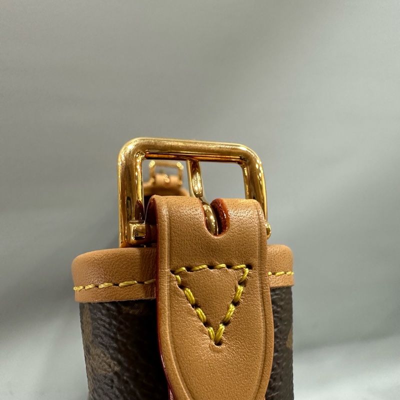 LV m46203 原花金釦carryall pm 肩背包-9