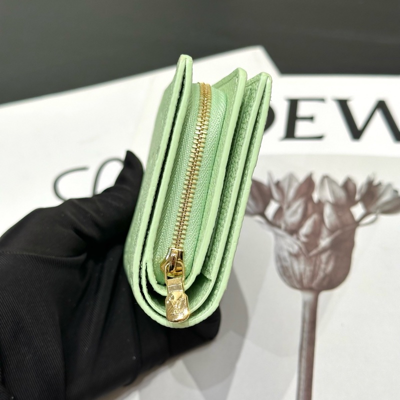 LV 村上隆聯名款 日本限定 淺綠拼白三彩零錢包 尺寸約11×8-3