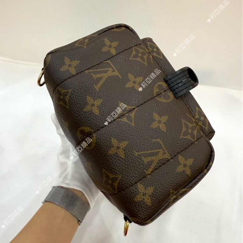 莉亞精品♡LV m44873 小書包 二手-9
