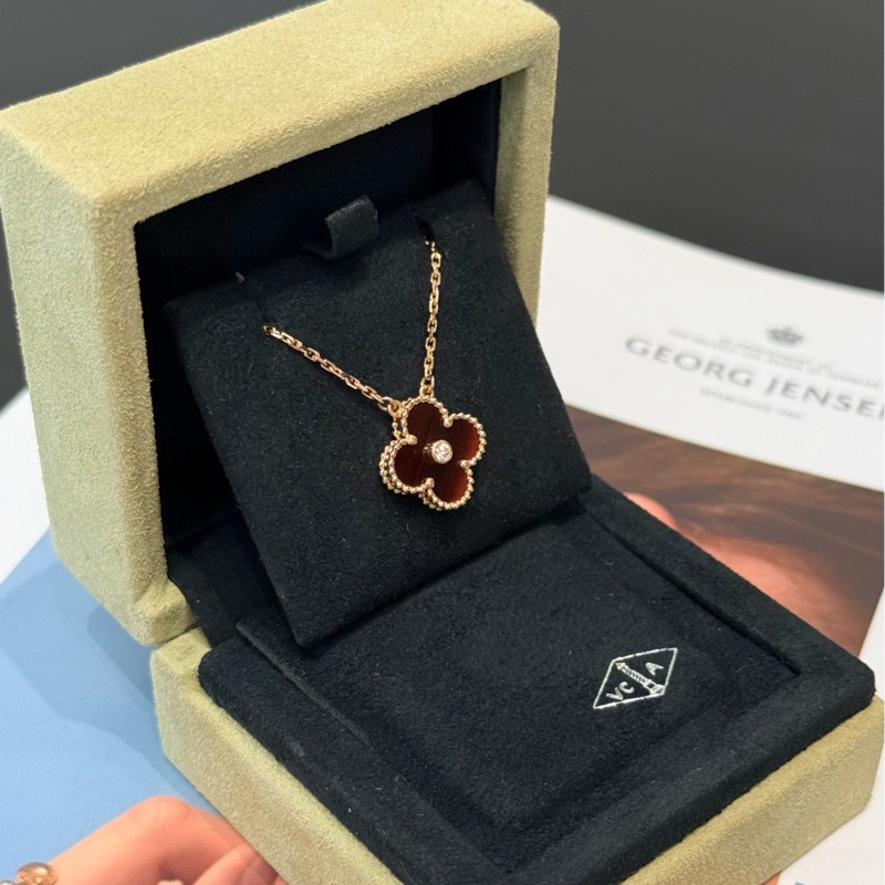 VCA 限量款玫瑰金帶鑽 牛眼石四葉草項鍊 暗紅色-2