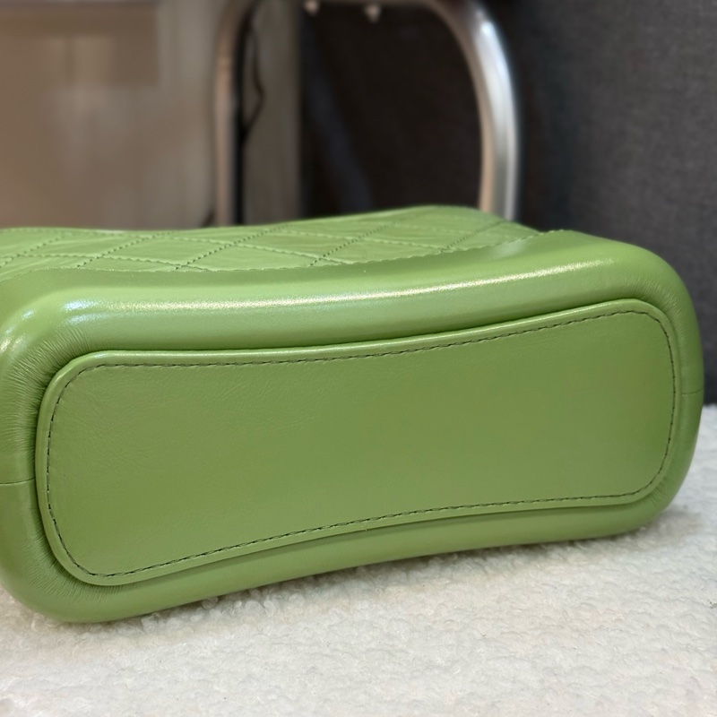 Chanel 23c牛油果綠 小號流浪包🥑最新晶片款-3