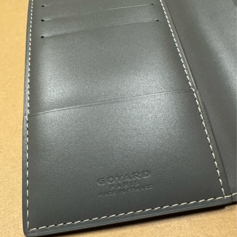 Goyard全新灰色護照夾-2