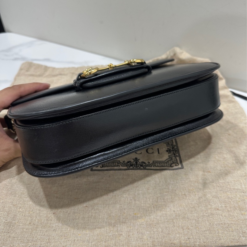 GUCCI Horsebit 1955金扣牛皮黑色肩背包-4