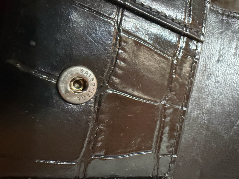 BALENCIAGA 鱷魚壓紋短夾-14