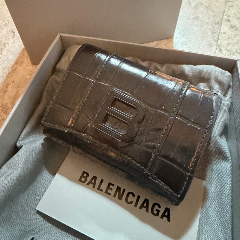 BALENCIAGA 鱷魚壓紋短夾-21
