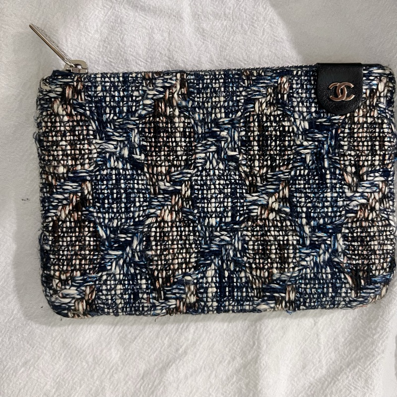 ෆ Chanel牛皮鏤空口蓋包🖤限定款🈶購證-8