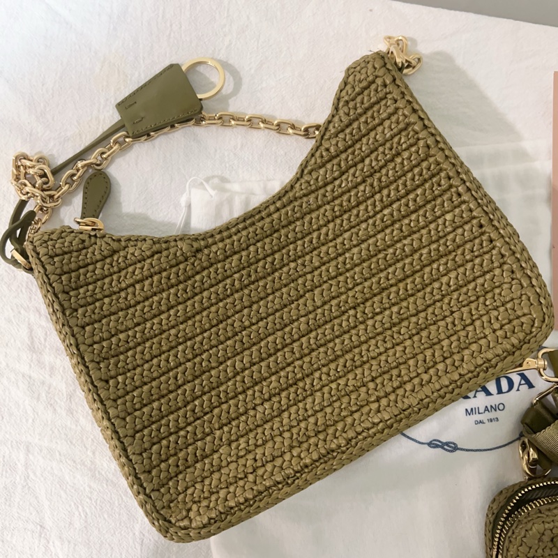 ෆ Prada 三合一草編hobo🔥明星愛用款-23