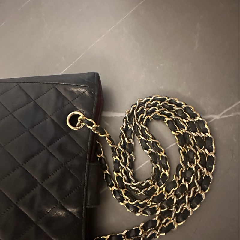 (MYMluxurybag) 小巧20.5cm Chanel 黒金 肩背袋  全皮 小有款-26