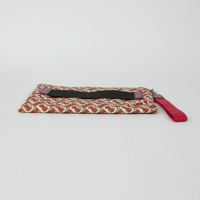 BURBERRY 字母帶手拿包-5