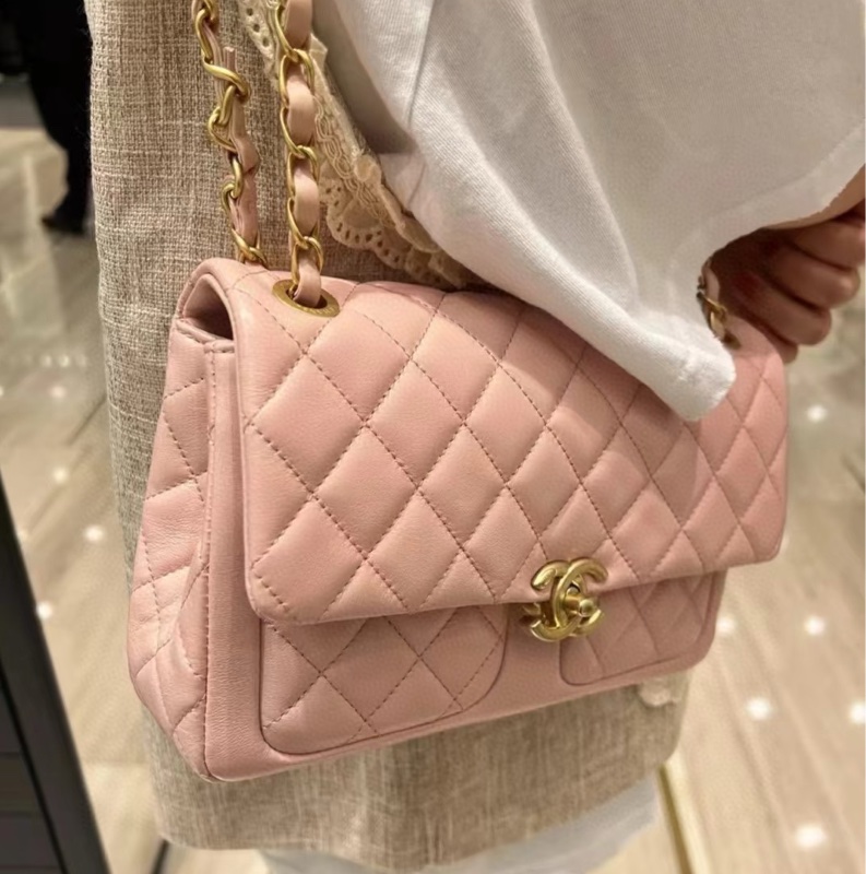 Chanel 23K Rabit 奶茶色新款-5