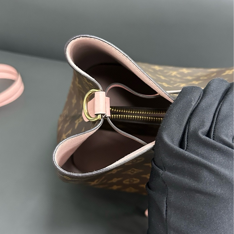 Louis Vuitton neonoe-16