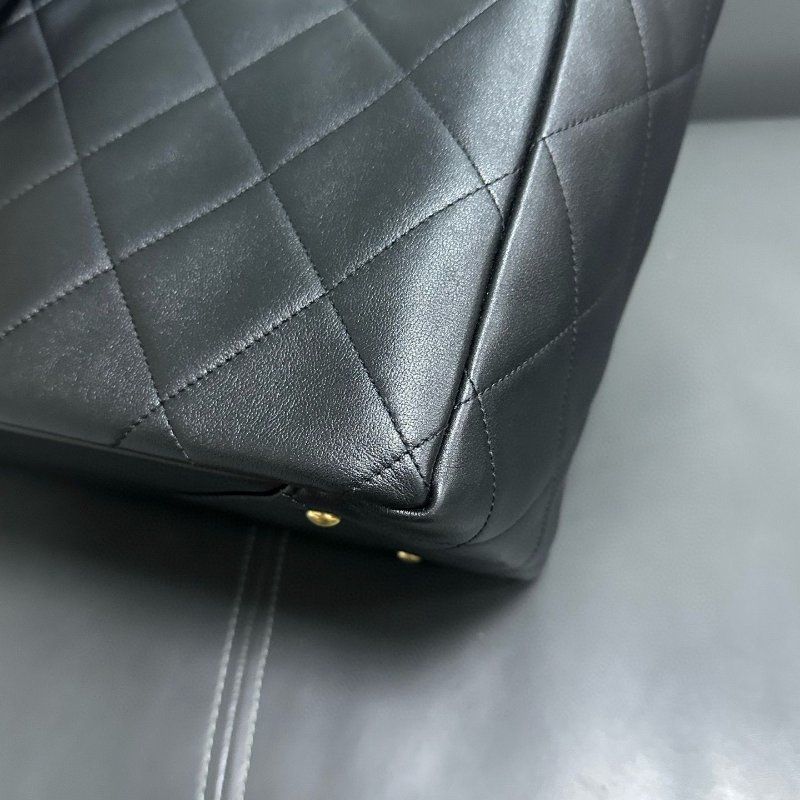 Chanel 22B tote-7