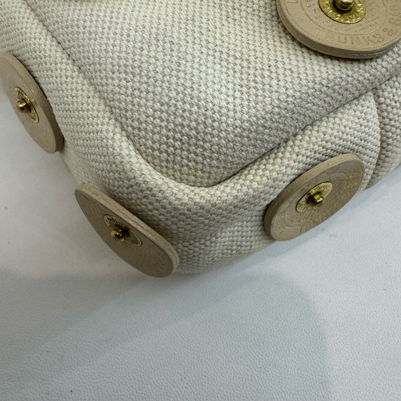 Louis Vuitton/路易威登熔岩徽章鈴鐺手提包 全球限量500只-12