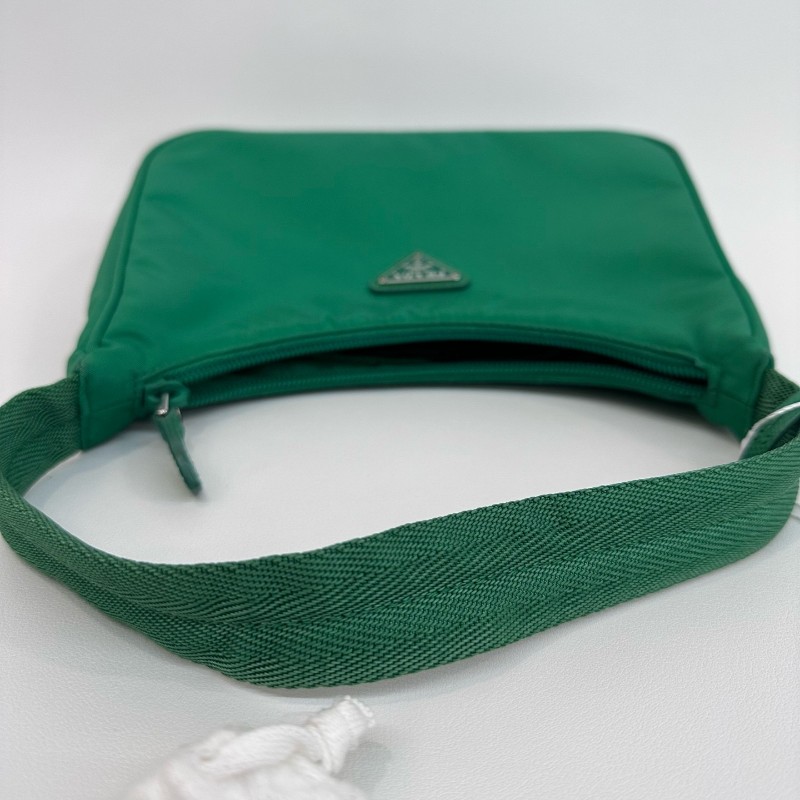 Prada 綠色hobo肩背包 手提包 底長23cm-4
