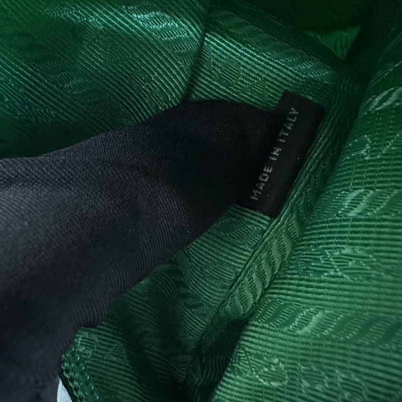 Prada 綠色hobo肩背包 手提包 底長23cm-10