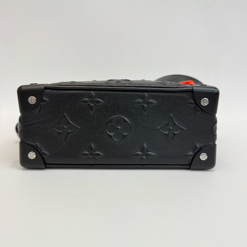 Louis Vuitton/路易威登黑色全皮老花浮雕橙色鏈條軟盒子 斜背包 晶片款-4