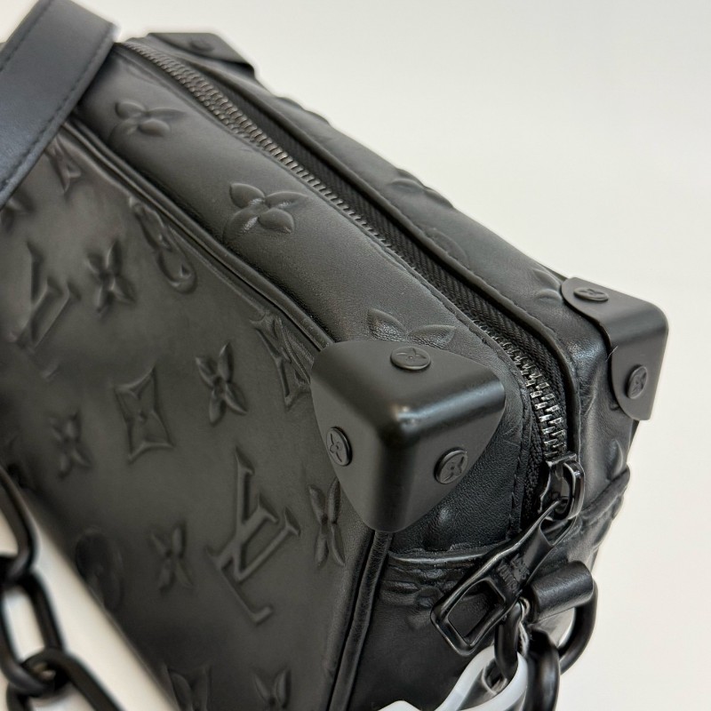 Louis Vuitton/路易威登黑色全皮老花浮雕橙色鏈條軟盒子 斜背包 晶片款-20