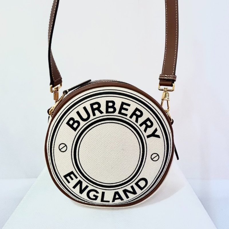 BURBERRY米白帆布圓餅包-1