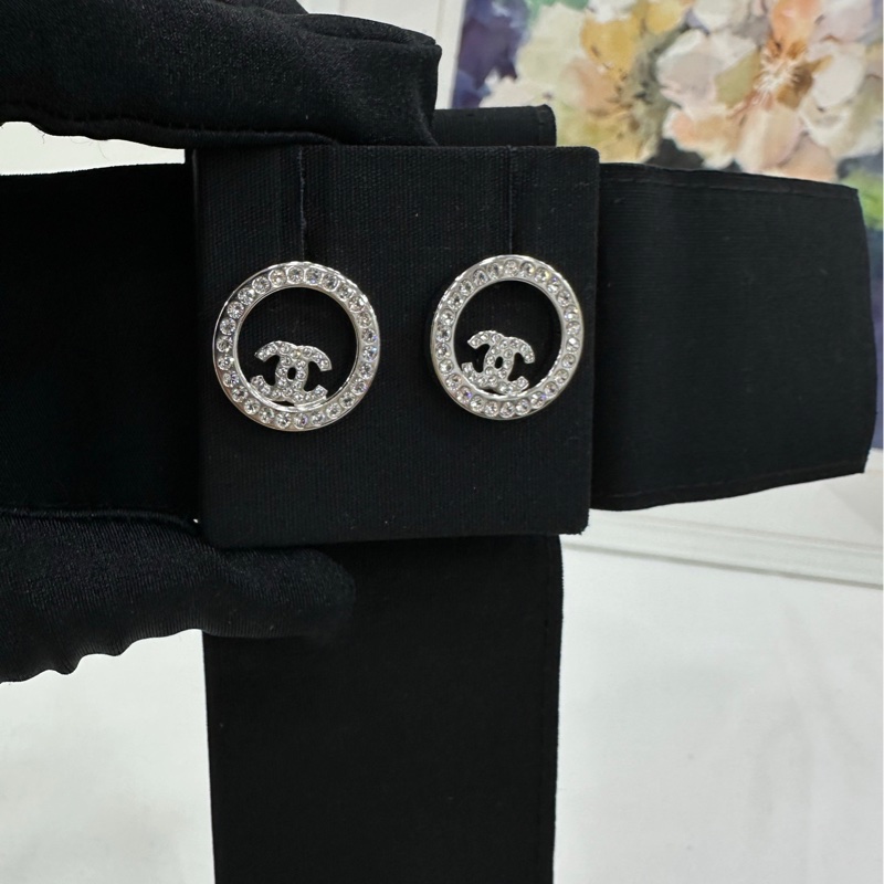 CHANEL/香奈兒 銀色鏤空水鑽雙C 耳環 閒置-1