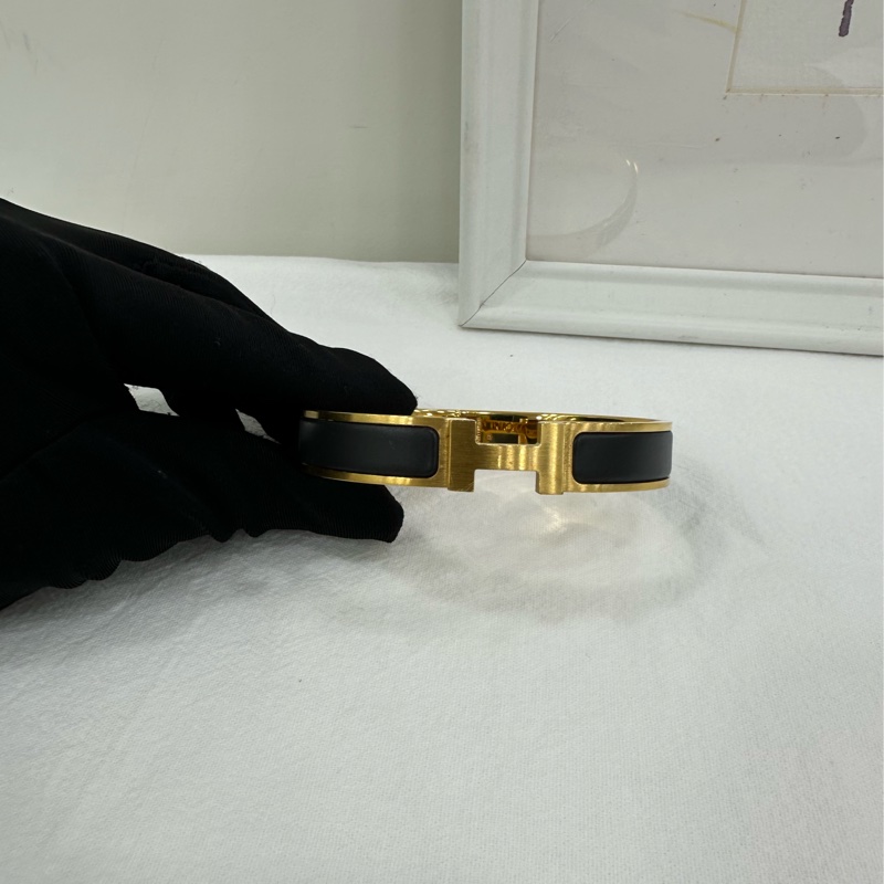 愛馬仕 H琺瑯磨砂黑金手環 F1 有購證-1