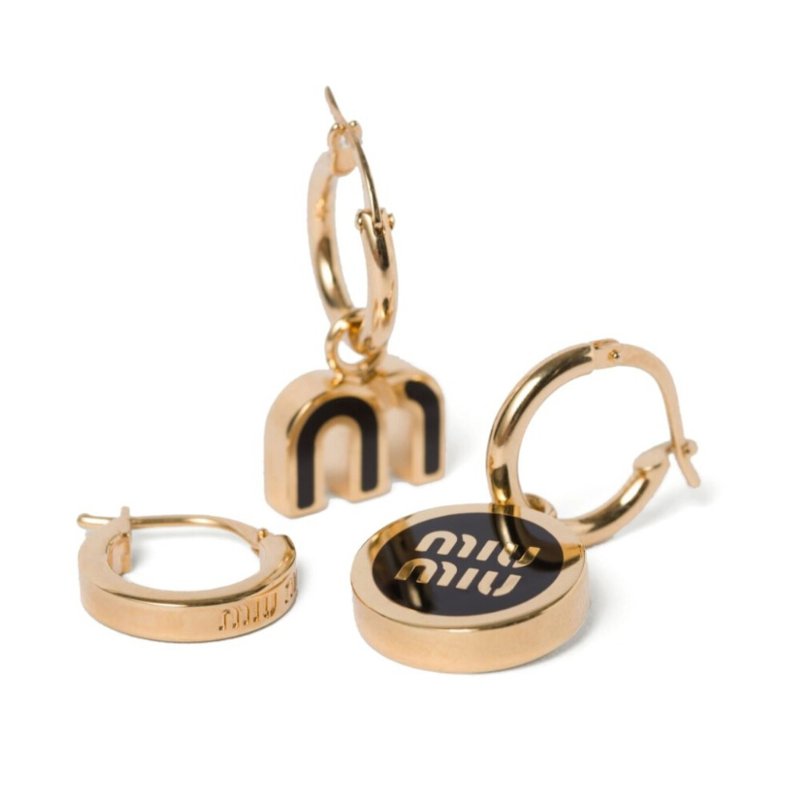 【MIU MIU】Logo 三件式 搪瓷金屬 耳針 耳環 金色 黑色 5IO102-1