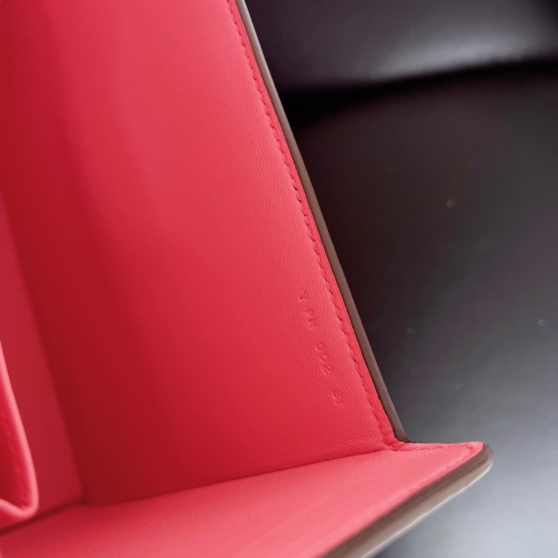 【近新閒置品】愛馬仕 Hermes Cinhetic Bag 秀款盒子包 唇膏粉 銀扣 山羊皮 Y刻 不對稱H扭轉鎖扣手拿手拎斜背鏈條包-11