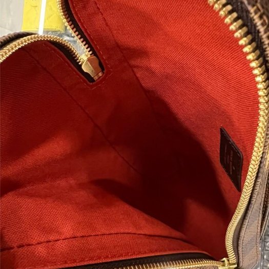 東區正精品㊣LV N51994 近全新咖啡色棋盤格咖格胸口包斜背包 RZ5755-3