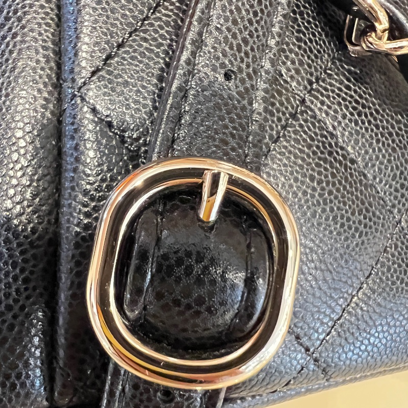 Chanel 黑荔枝牛皮Duma 中號淡金釦前口袋後背包AS4398-16