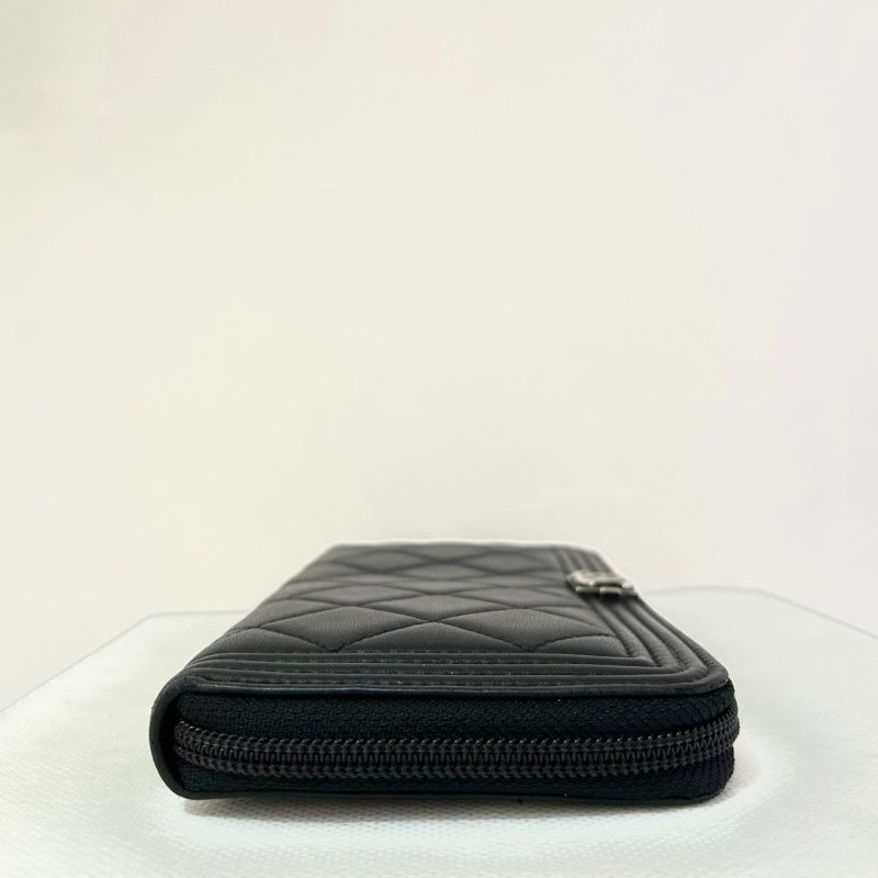 CHANEL BOY 黑羊皮拉鍊長夾-4