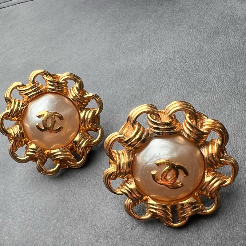 Chanel Vintage 復古太陽花珍珠 耳夾-5