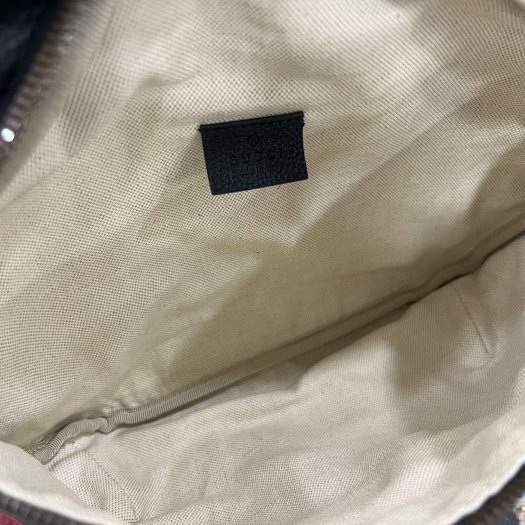 東區正精品㊣GUCCI 530412 黑色全皮綠紅綠LOGO側背包斜背腰包胸口包 RZ5756-2