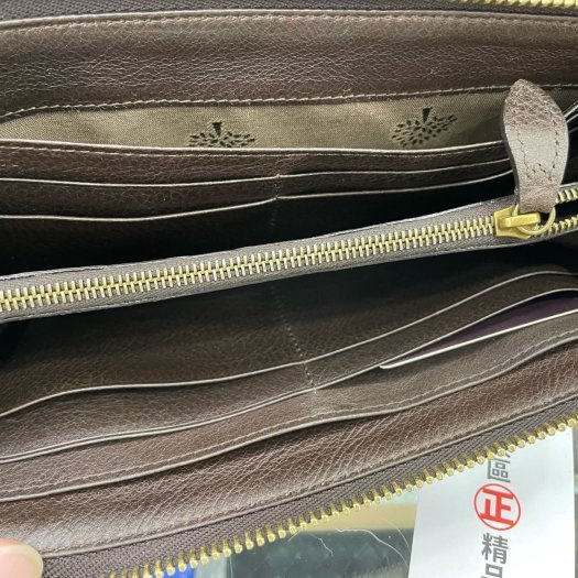 東區正精品㊣MULBERRY 咖啡色全皮圓牌LOGO L型拉鍊長夾皮夾 RA1115-2