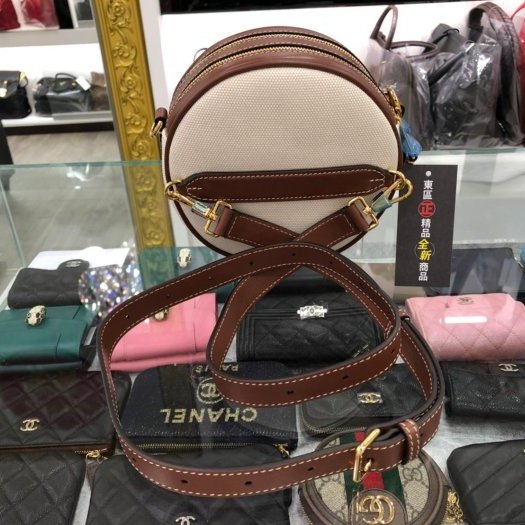 東區正精品㊣BURBERRY 80276021 白色帆布LOGO圓餅包肩背包斜背包RA0977-5