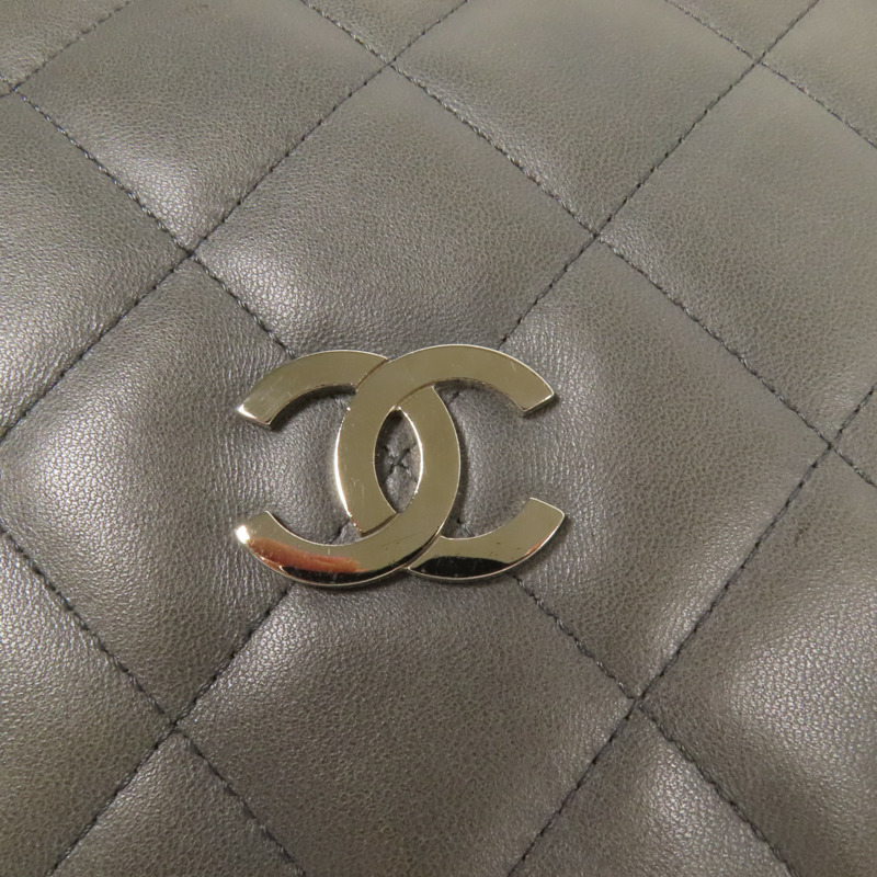 CHANEL 羊皮皮革Chain Shoulder銀扣鏈帶肩背袋-6