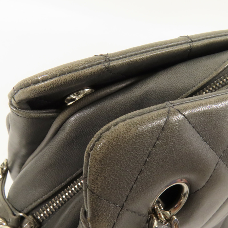 CHANEL 羊皮皮革Chain Shoulder銀扣鏈帶肩背袋-17