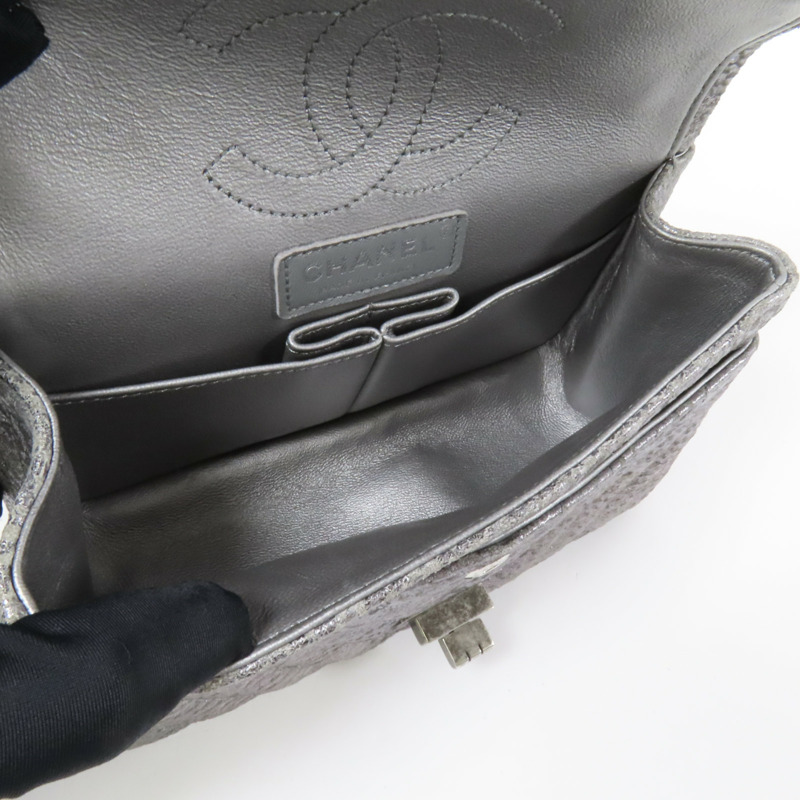 CHANEL 牛皮皮革2.55 Mini鏈帶肩背袋-4