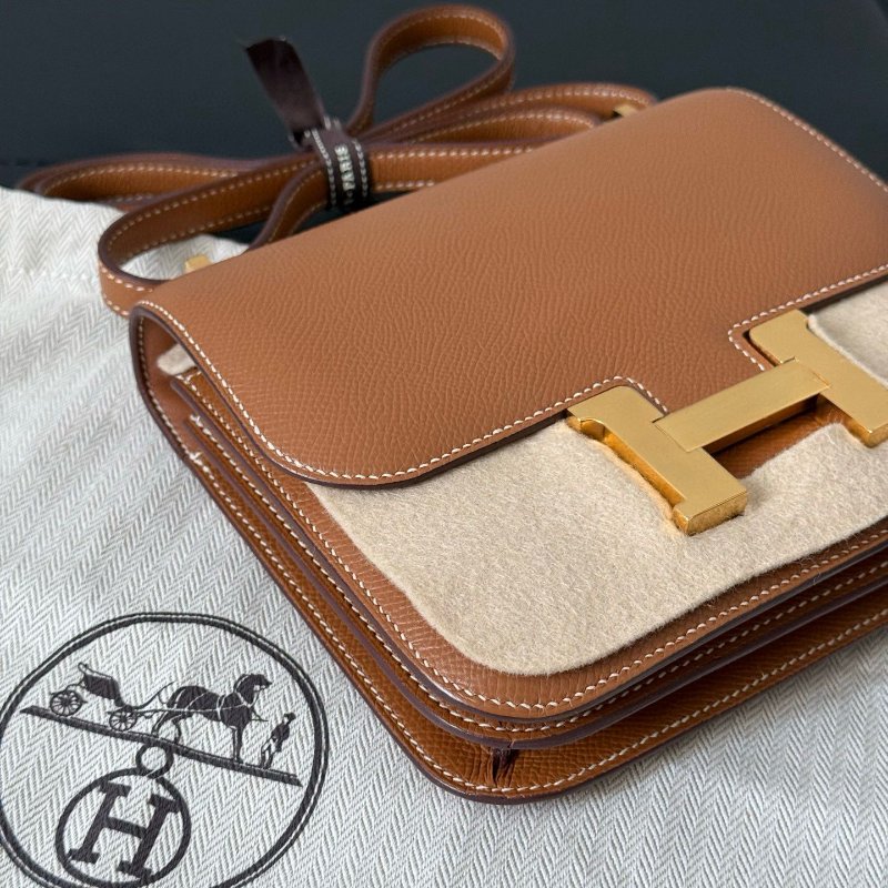 Hermes Constance 19-1